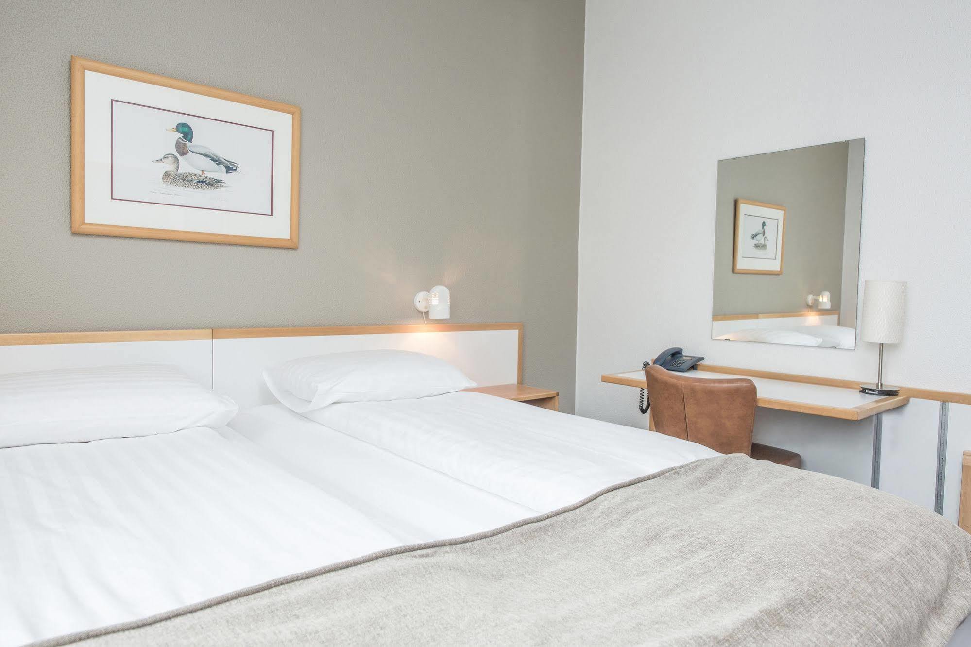 Hotel Nordurland By Keahotels อาคูเรย์รี ภายนอก รูปภาพ