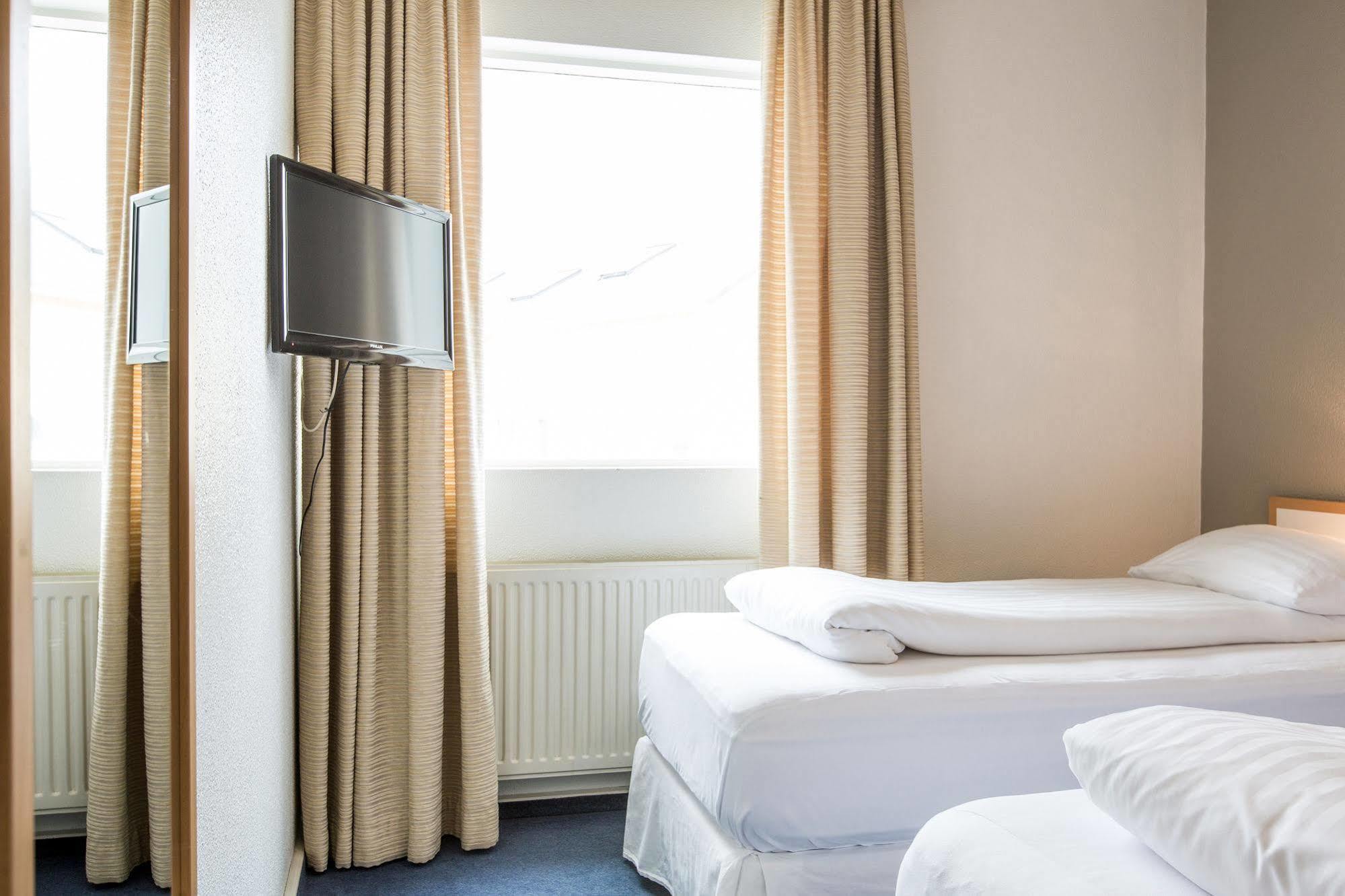 Hotel Nordurland By Keahotels อาคูเรย์รี ภายนอก รูปภาพ